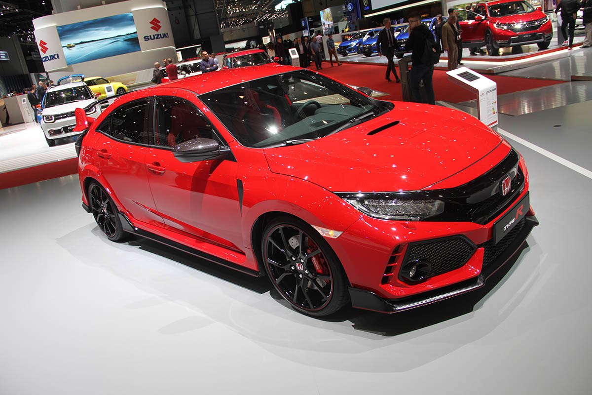 معرض جنيف للسيارات 2018 - 048.jpg