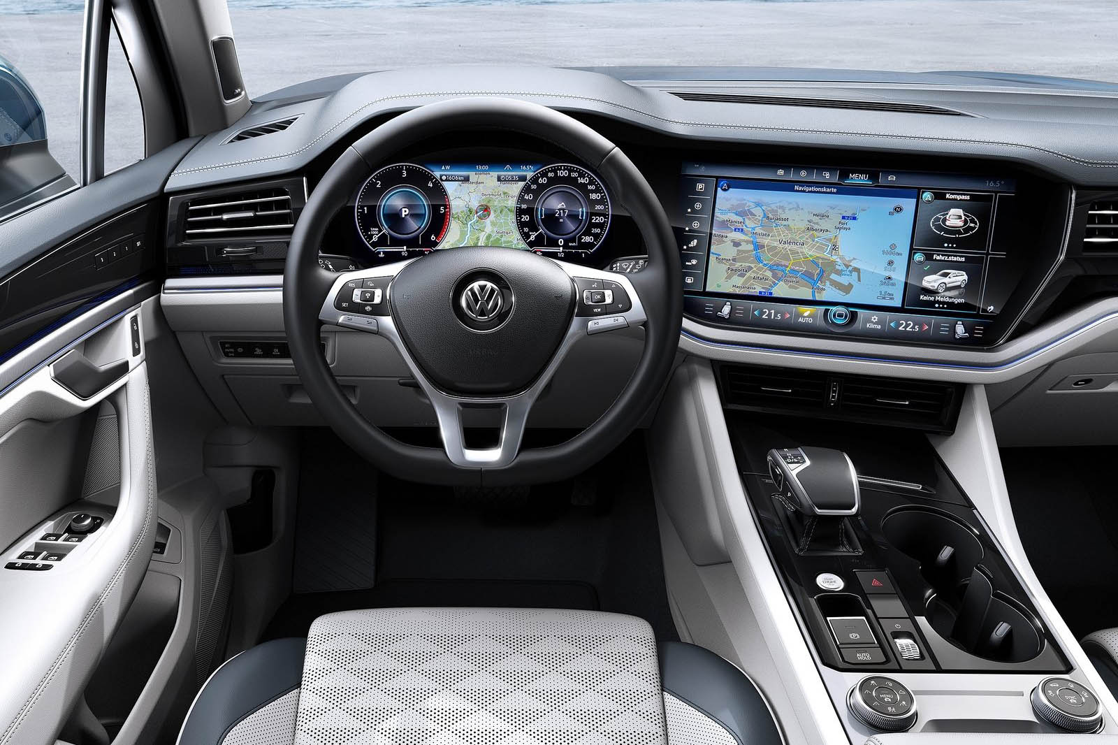 فولكس واجن طوارق 2019 - (10).jpg