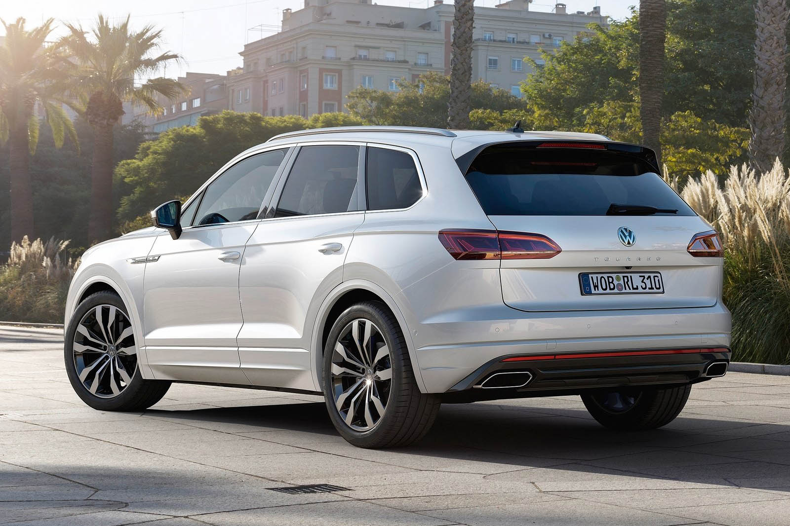 فولكس واجن طوارق 2019 - (4).jpg