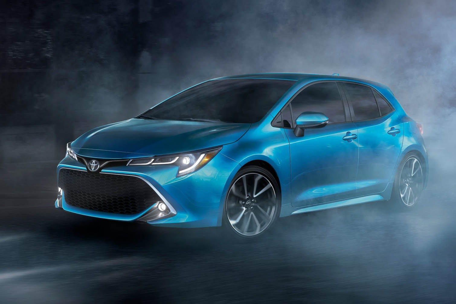 تويوتا كورولا هاتشباك 2019 - (1).jpg