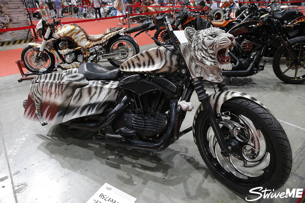 كاستم شو الإمارات - 033.jpg