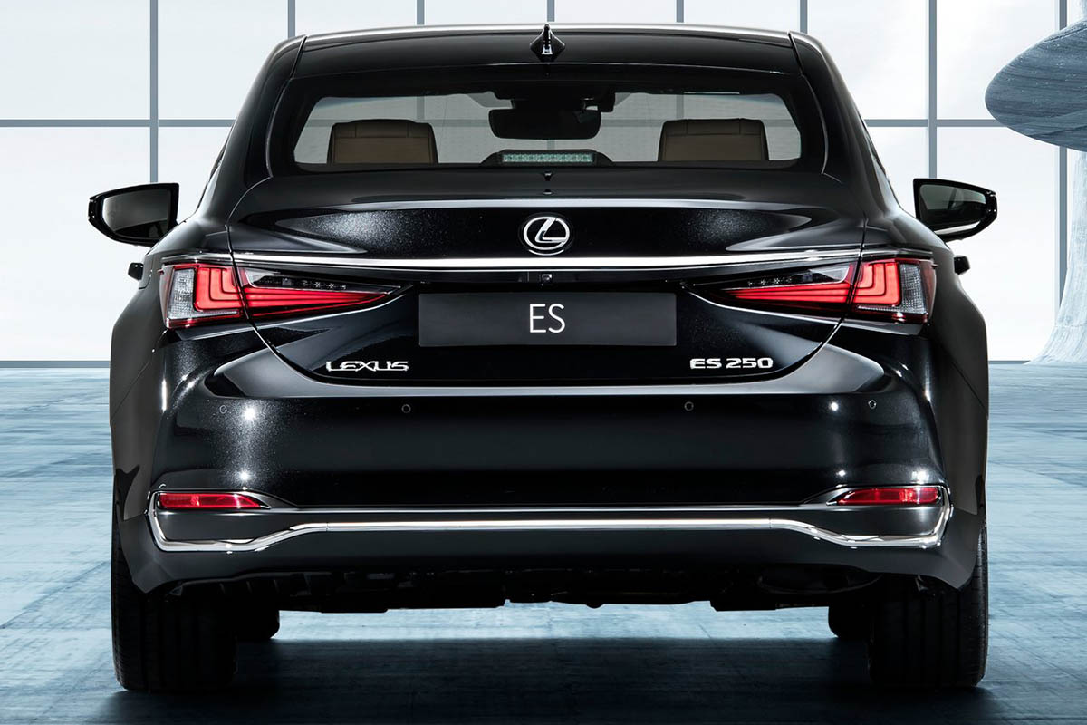 لكزس ES 2019 - (8).jpg