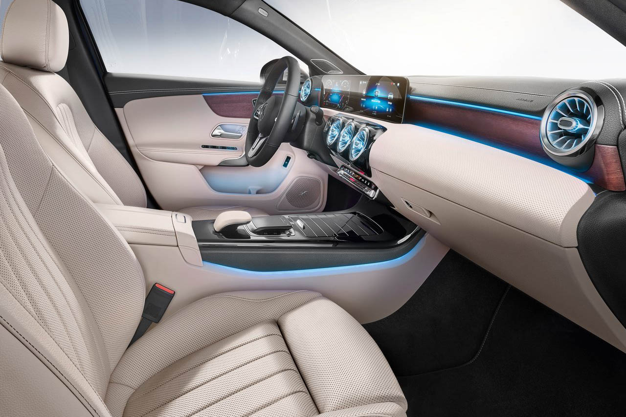 مرسيدس ايه كلاس سيدان (12).jpg