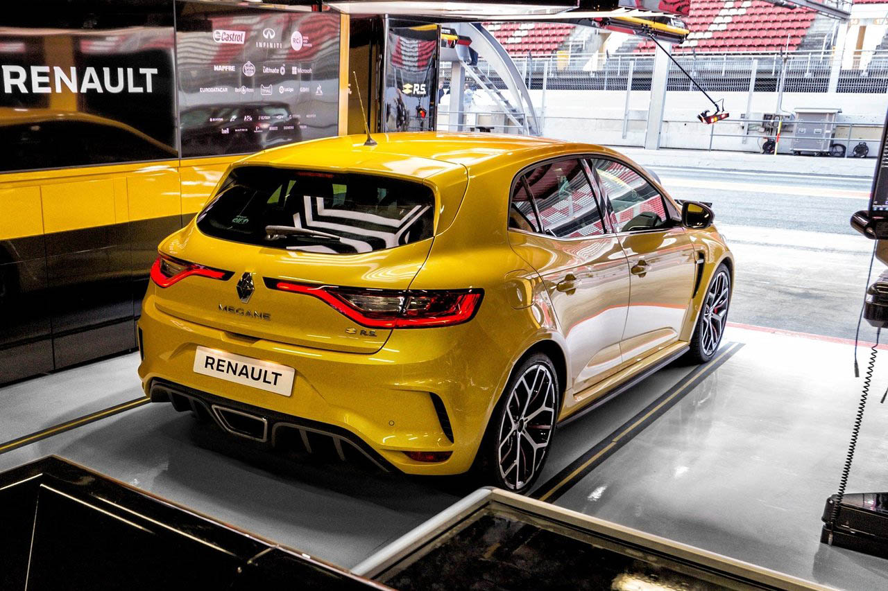 رينو ميجان RS تروفي 2019 (2).jpg