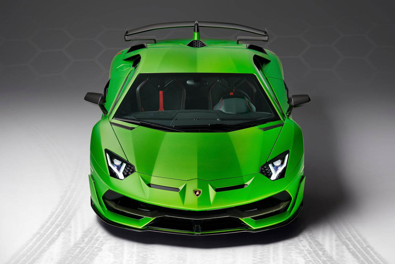 لامبورجيني افنتادور SVJ 2019 (8).jpg