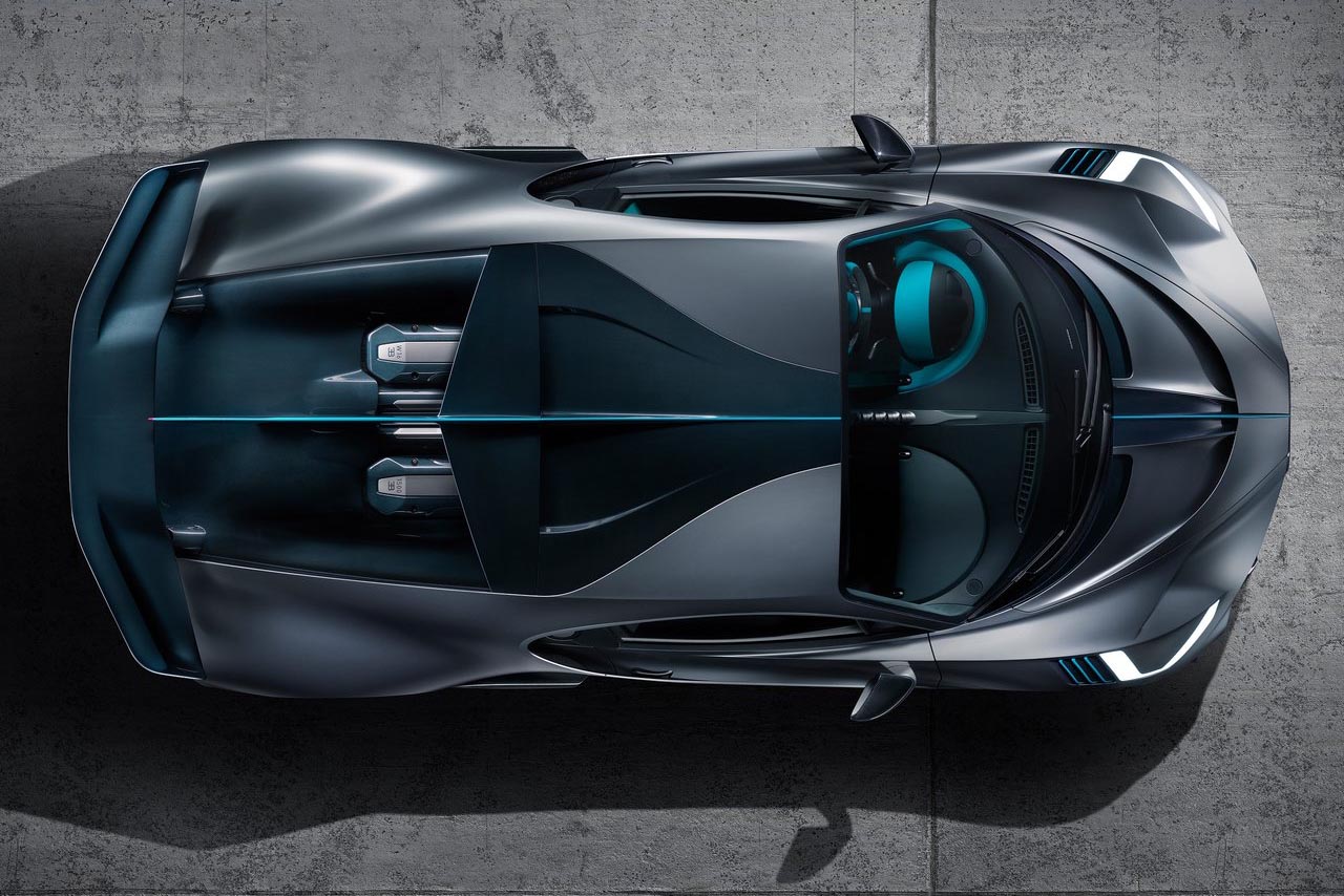 بوجاتي ديفو 2019 (12).jpg